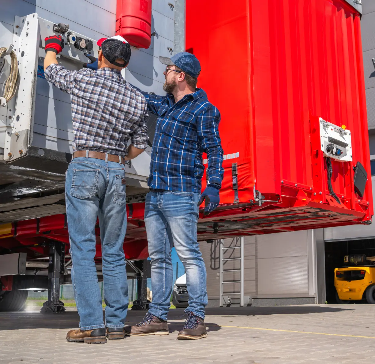 Loading & Offloading Bay